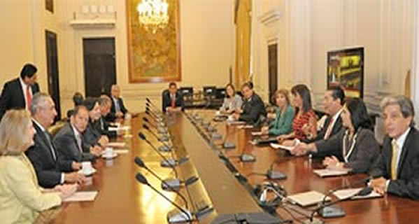 Aprueban normas complementarias para la mejor aplicación del Decreto Supremo N° 023-2014-EF